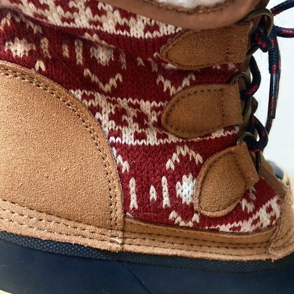 Khombu Maya Cold Weather Duck Boots Red / Navy Size 7M New - Picture 10 of 12